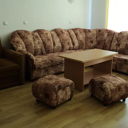 Privat bolig Meni And Guest