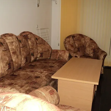 Privat bolig Meni And Guest