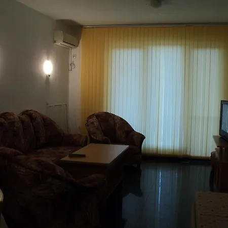 Privat bolig Meni And Guest