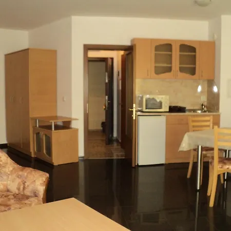 Habitación en casa particular Meni And Guest Sozopol